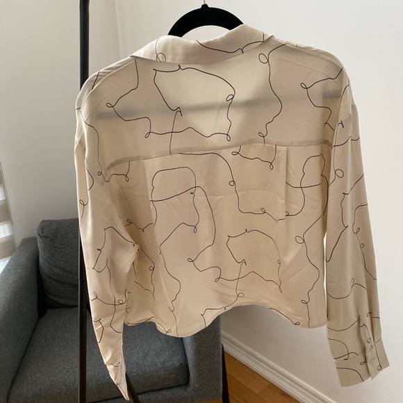 Dynamite Button Down Blouse - Picture 2 of 2